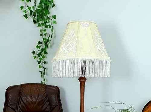 Viktorianischer Lampenschirm mit langen Fransen, dekorative Lampen, Stoff Lampenschirm. - Bild 5 von 22