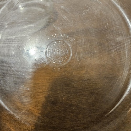 Antique 1920s Pyrex Covered Casserole Bowl Dish Etched Wheel Cut Design 8x3 Dish - Picture 6 of 8