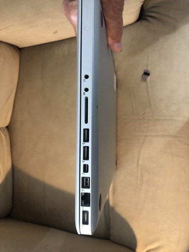 Apple MacBook Pro 15-inch- MD318LL/A(2011) - Picture 7 of 10