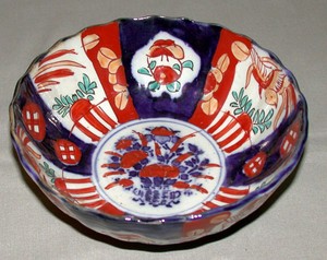 Original-19th-Century-Chinese-Imari-Medium-Size-Bowl