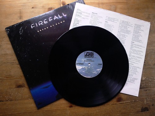 Firefall Break Of Dawn sehr gute Vinyl LP Schallplatte Album 80017-1 US-Presse - Bild 3 von 4