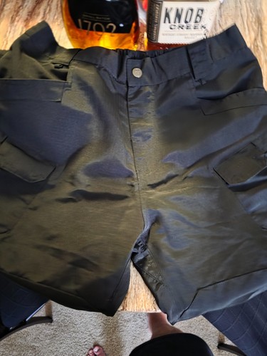 mens cargo shorts 36 - Picture 3 of 11