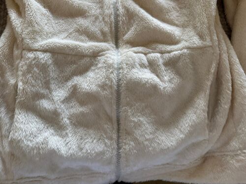 NWT Snozu Ivory Fuzzy & Soft Ladies Jacket With Hood Size M- Super Cute - Picture 6 of 9