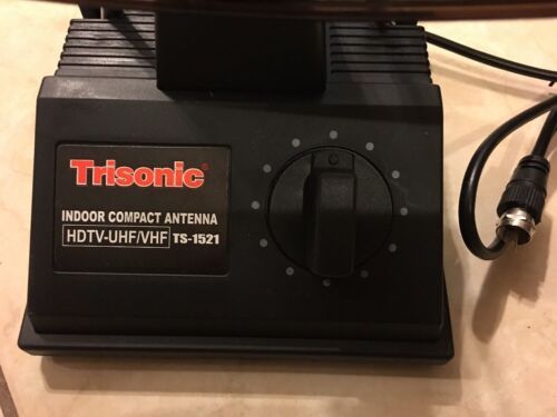 New Compact Digital Indoor Antenna For HDTV UHF/VHF - Picture 4 of 5