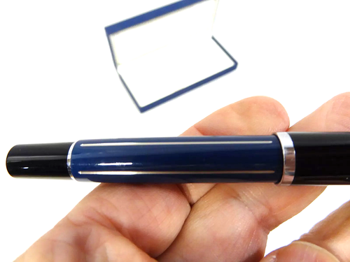 Pelikan M215 Blue Silver Line Rollerball Pen, Discontinued, VERY RARE !!! - Picture 4 of 13