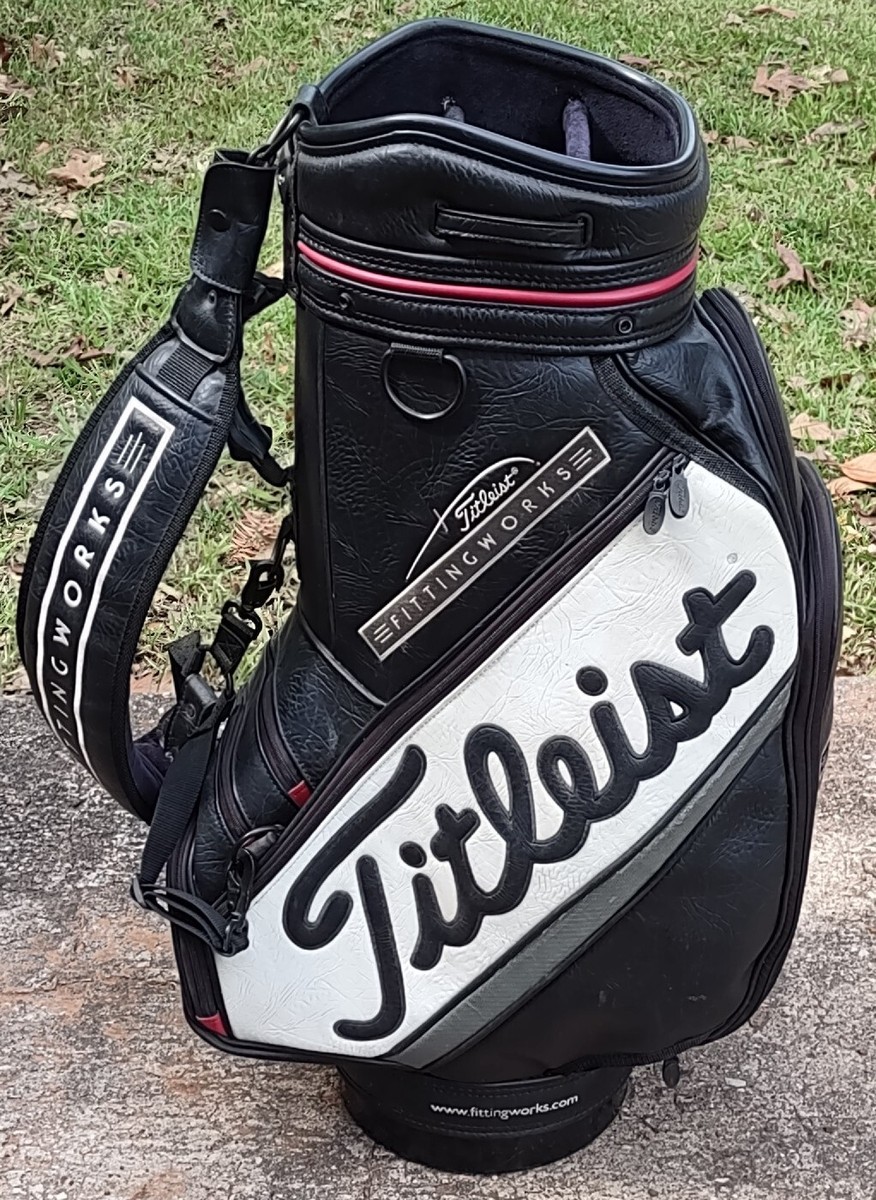 Titleist Fitting Works Staff Bag 6-Way Divider 7 Pockets Titleist Fitting Works Staff Bag 6-Way Divider 7 Pockets