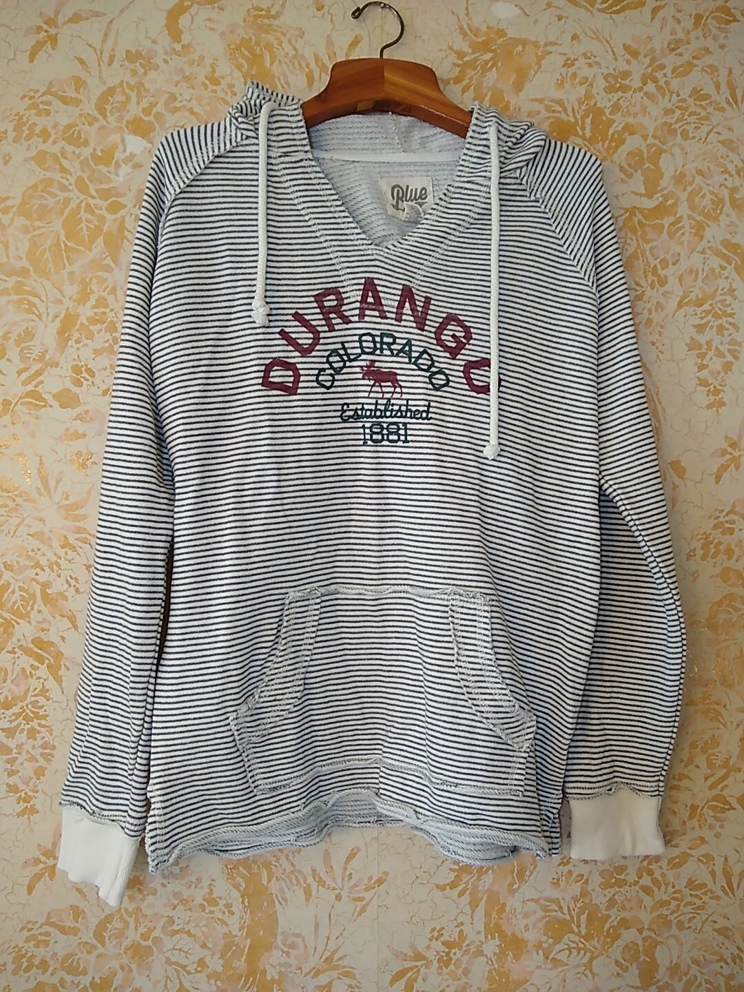 Picture 1 of 10
