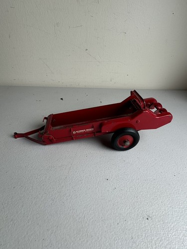Vintage 1954 Carter 1:16 McCormick-Deering 200 Manure Spreader, Rubber Tires Use - Picture 3 of 11