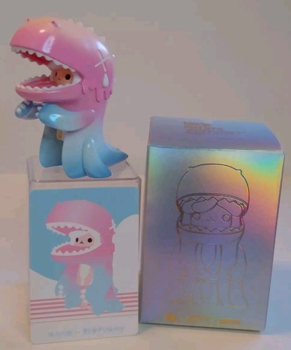LITOR'S WORKS x HEYDOLLS Umasou! Reflexions Series 2 PINKMY 💗💙 PVC Figure NEW - Picture 2 of 10
