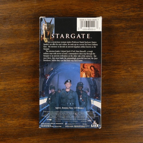 Stargate (1994) - VHS SciFi - Kurt Russell James Spader - GREAT CONDITION - Picture 3 of 8
