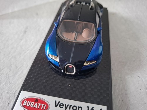 Bugatti Veyron 16.4, blu/nero, 1:43, looksmart, con vetrina - Foto 6 di 12