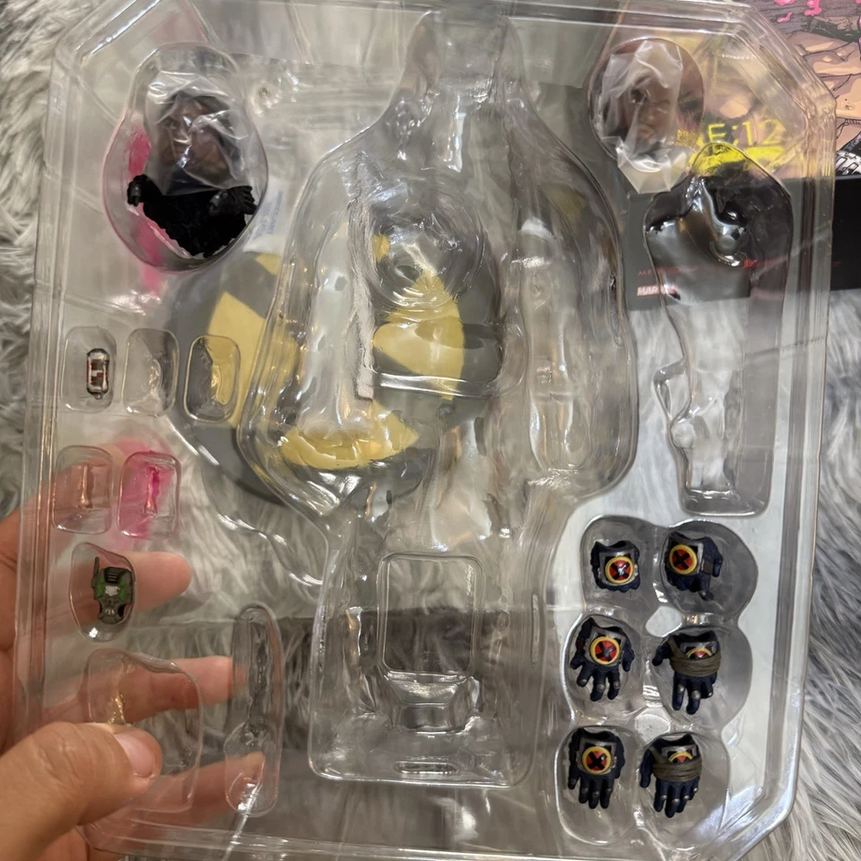 Mezco Bishop COMPLETO Último X-Men Marvel Comics Uno:12 Colectivo Sin Figura Foto 3 de 3