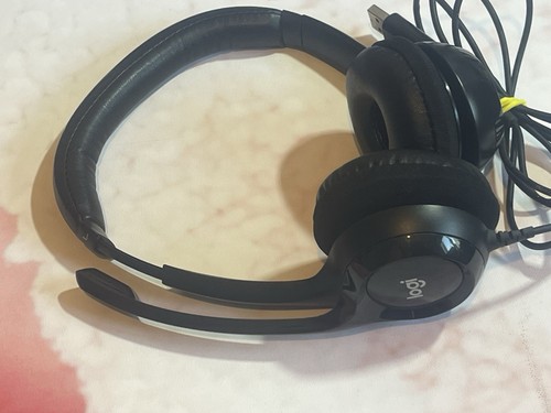 Auriculares USB Logitech A00078 con micrófono con cancelación de ruido - Plug & Play, ajuste cómodo, - Imagen 2 de 5