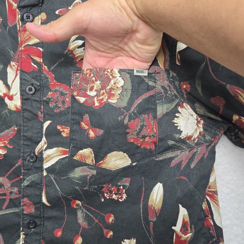 Vans Floral Button Down Short Sleeve Shirt Men’s Medium Black Red Casual - Picture 9 of 13