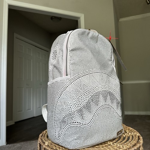 Zaino Sprayground Trinity Crystal DLXV Bianco Argento Edizione Limitata ESAURITO - Foto 3 di 16