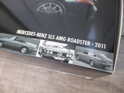 Minichamps 1/18 2011 Mercedes-Benz SLS AMG Roadster Blue Metallic New NOS Rare - Picture 9 of 10