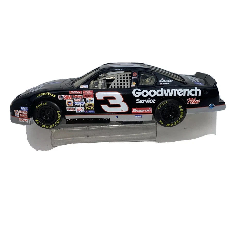 Action 1:18 Stock Car-2001 Monte Carlo-Dale Earnhardt #3 Race Car - Image 4 of 4
