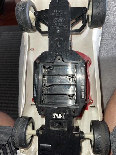 2006 Tyco Rc Car Mach 5 Speed Racer For Parts Repairs Untested No Remote - Picture 15 of 17