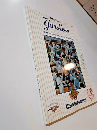 New York Yankees 1997 spring training program guide Chris Cumberland signature - Imagen 4 de 9