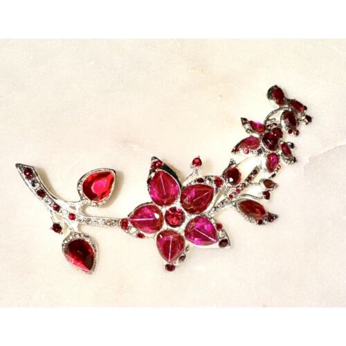 Spilla vintage MONET grande lunga curva rossa rosa fiore strass spilla 4" - Foto 2 di 7