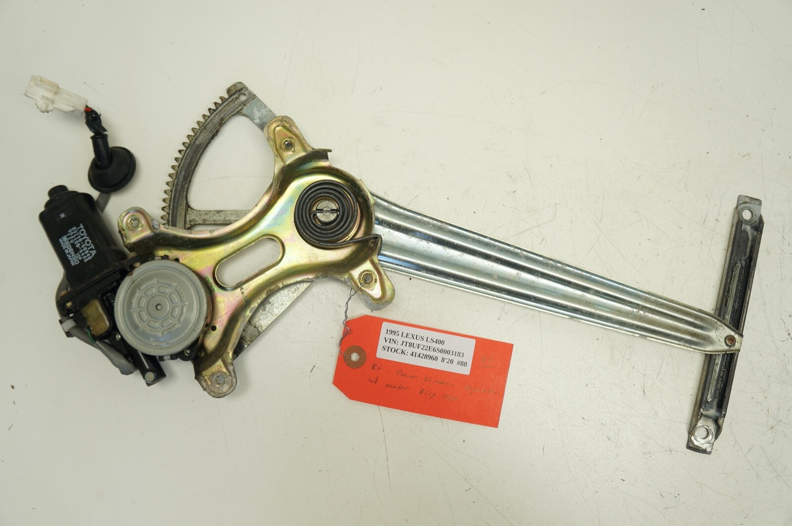 19952000 LEXUS LS400 RIGHT RH FRONT DOOR POWER WINDOW REGULATOR W