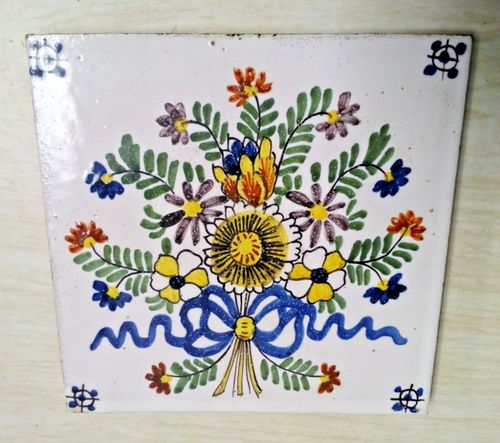 Delft pintado a mano? Azulejo ramo floral 5 1/8" cuadrado - Imagen 2 de 8