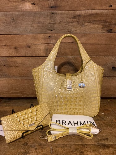 Brahmin Small Carla Butter Melbourne Leather Shoulder Bag/Hobo & Veronica---NWT - Picture 1 of 9