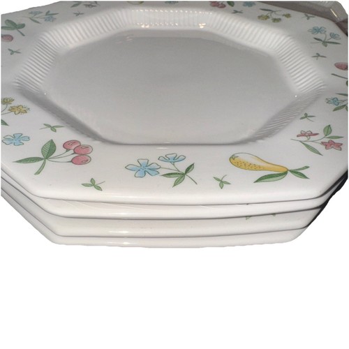 Independence Ironstone 4 Dinner Plates 2 Bowls 2 Bread Plates Vintage Set - Picture 7 of 8