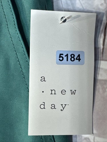 Women’s High Rise Ankle Cargo Pants- A New Day Green 1X - Picture 4 of 8