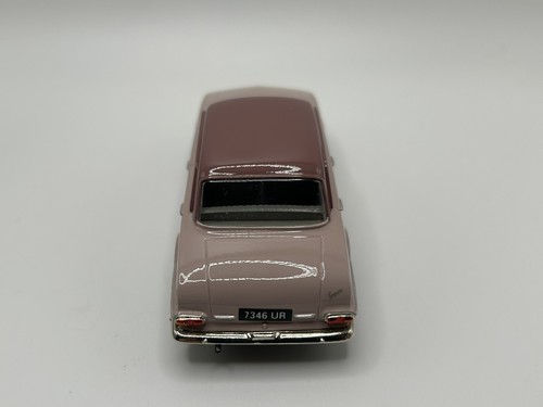 Pathfinder Models 1/43 Scale PFM23 - Vauxhall Victor FB 1962 Two Tone Pink 1389 - Picture 12 of 17