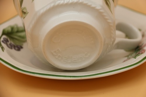 Churchill Victorian Orchard Set, Cup And Saucers. - Picture 5 of 6