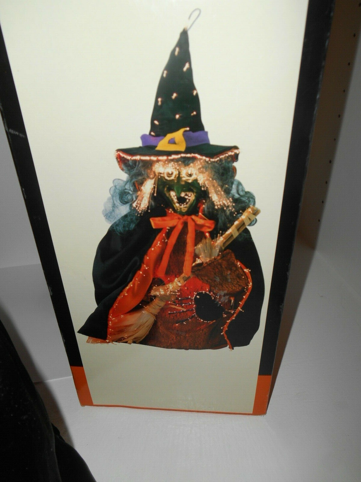 Picture 3 of 4