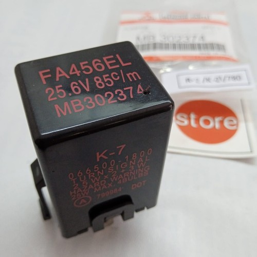 Mitsubishi Fuso Canter FE434 FE444 Turn Signal Flasher Unit MB302374 NEW - Picture 5 of 6