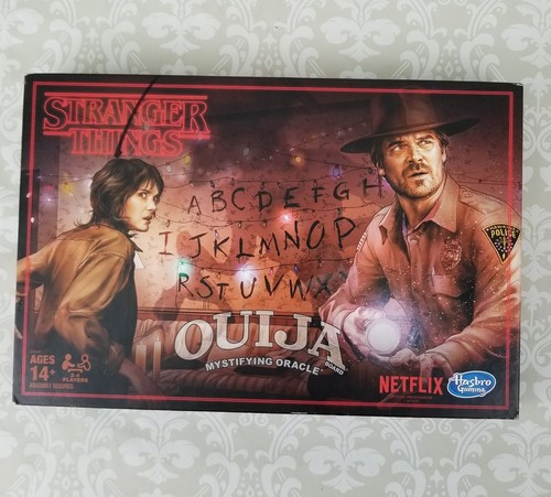 Stranger Things Ouija Mystifying Oracle gioco da tavolo Netflix Hasbro 2017  - Foto 1 di 10
