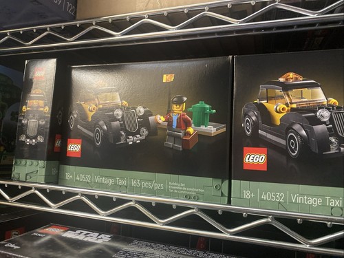 LEGO Vintage Taxi set# 40532. Brand New, Sealed Box. Lego Shop Exclusive! - Picture 16 of 17