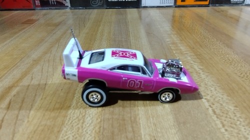 Dodge Daytona Dukes Of Hazzard General Lee Custom Zingers Pink '69, 1:64, ¡nuevo! - Imagen 2 de 14