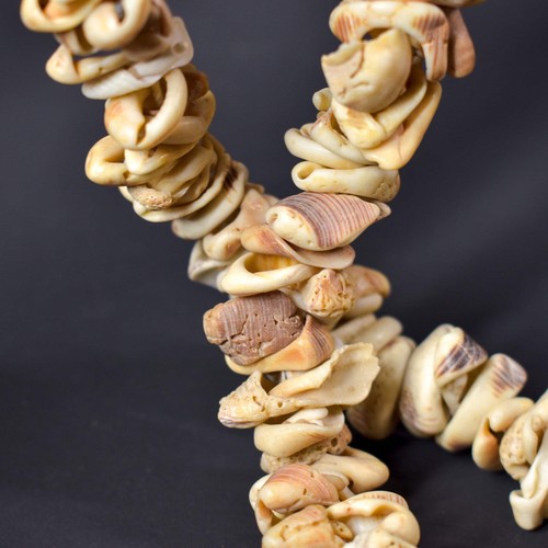 Old Mauritanian Shell Beads 30 Inch - Picture 10 of 13