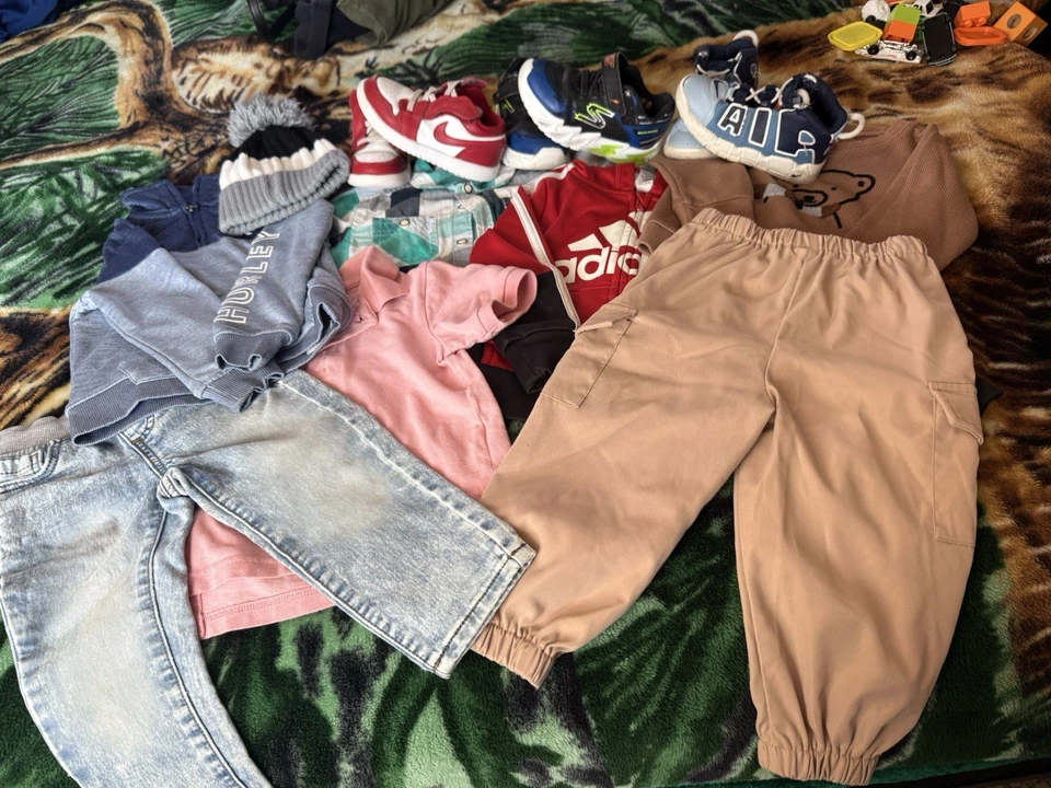 Zapatos para niños pequeños Foto 2 de 3