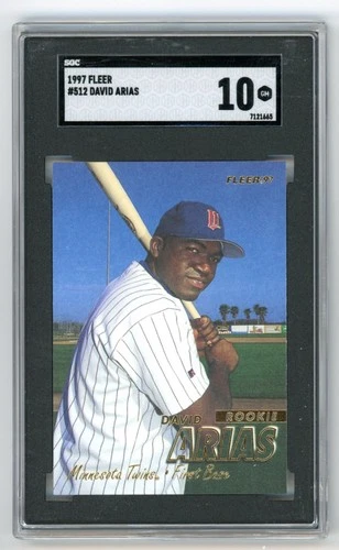 1997 Fleer David Ortiz RC #512 SGC 10 GEM MINT HOF 💎