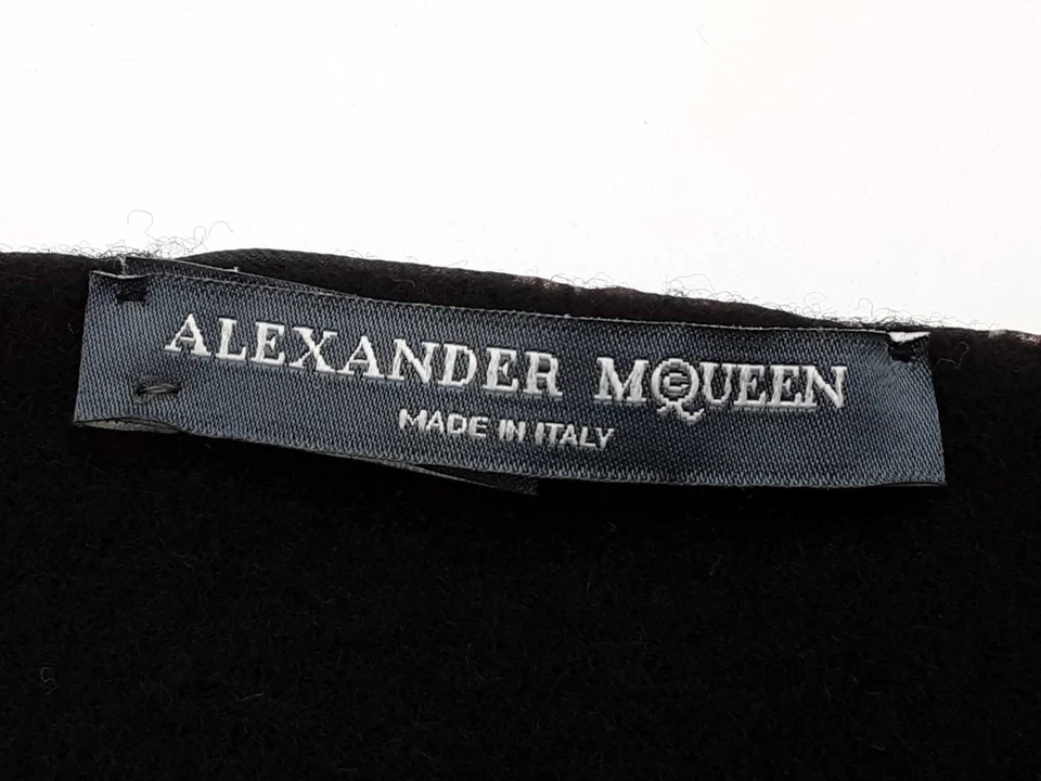 Alexander Mcqueen Brown Black Fur Printed Silk Black Wool Scarf Do1025lxzde - Image 4 of 4