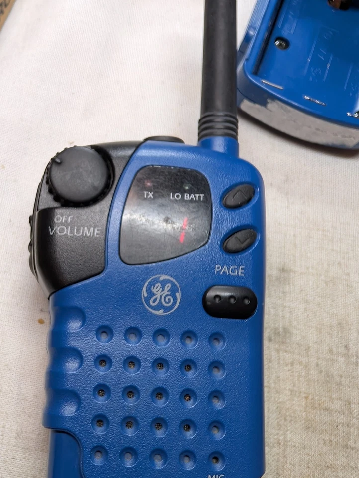 Radio Walkie Talkie General Electric 3-5873 Azul FM Dos Vías Uno Funciona Foto 3 de 4
