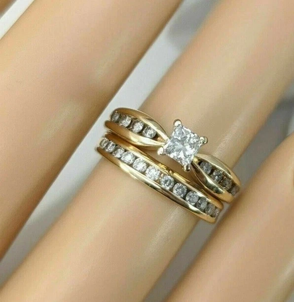 1.50 Ct Princess Cut Lab-Created Diamond 14k Yellow Gold Plated Bridal Ring Set - Image 3 of 4