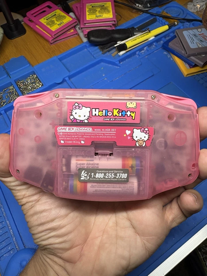 Backlit IPS V2 Hello Kitty Pink Nintendo Gameboy Advance cartridge GBA pouch - Image 3 of 4