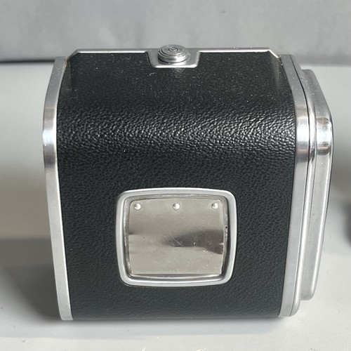Hasselblad A12 V-Button Roll Film Back Chrome Non-Matching Insert UV 189112 READ - Picture 3 of 14