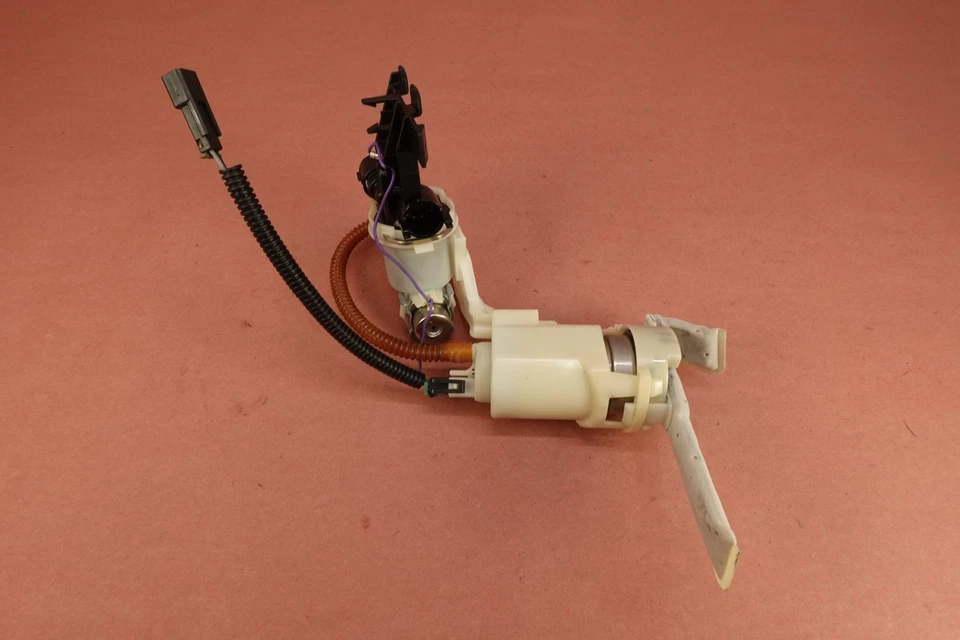 Harley-Davidson Dyna Fat Bob 2008-2013 FXDF combustible gasolina bomba Foto 4 de 4