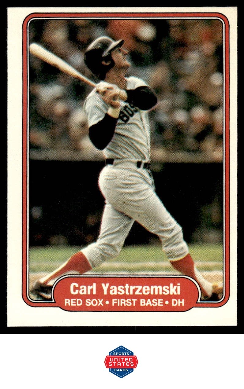 1982 Fleer #312 Carl Yastrzemski Baseball Card