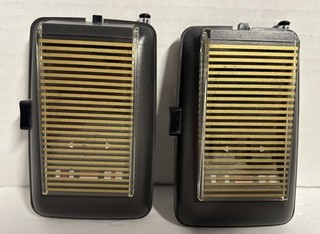 TESTED WORKS! 1989 STAR TREK 2 COMMUNICATORS WALKIE TALKIES MODEL NO 652 Spock