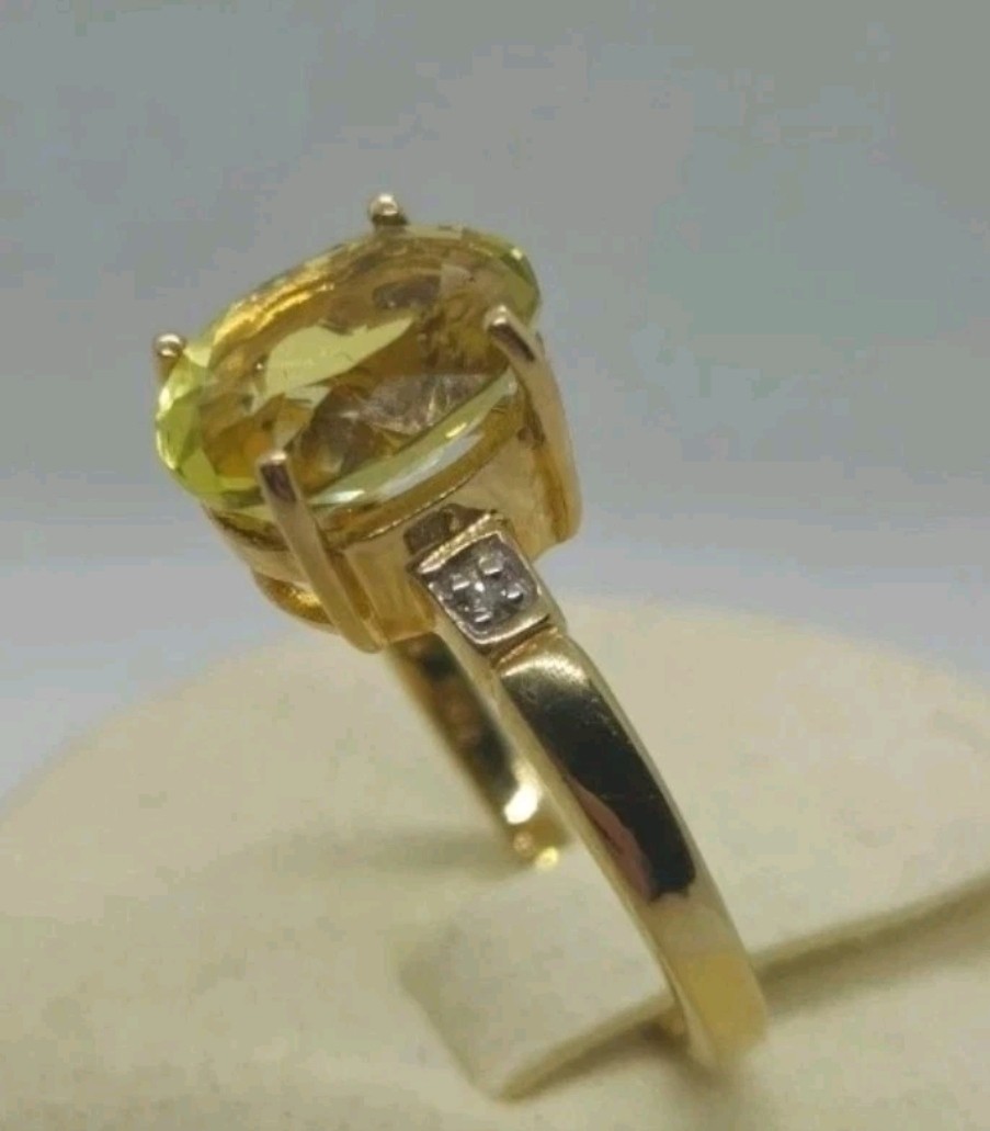 Picture 4 of 10