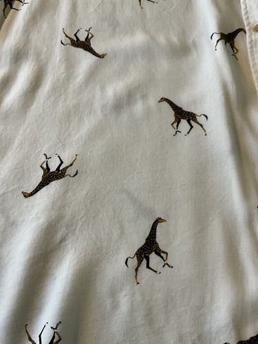 Jane Delancey GIRAFFE All Over Print Short Sleeve Button Up Blouse M Preppy - Picture 4 of 13