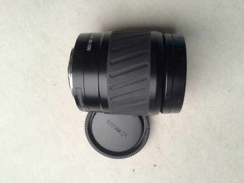 Minolta AF Zoom 80-200mm f4.5-5.6 Lens For A Mount Cameras - Picture 2 of 4